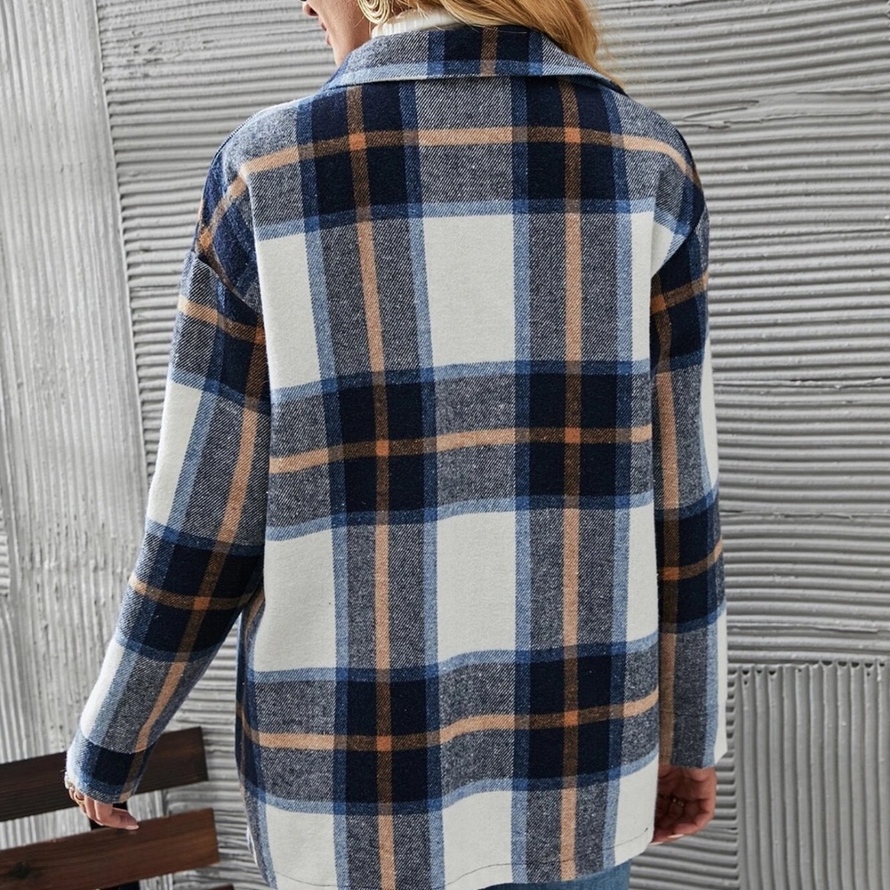 Cozy Plaid Button Down Oversized Jacket Shacket - Picture 5 of 8